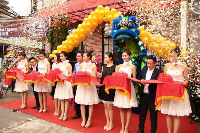 Lên Ý Tưởng Kịch Bản Lễ Khai Trương Nhà Hàng Cụ Thể Cho Doanh Nghiệp