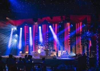 Chia sẻ kinh nghiệm tổ chức Gala Dinner thành công cho doanh nghiệp Chia Sẻ Kinh Nghiệm Tổ Chức Gala Dinner Thành Công Cho Doanh Nghiệp