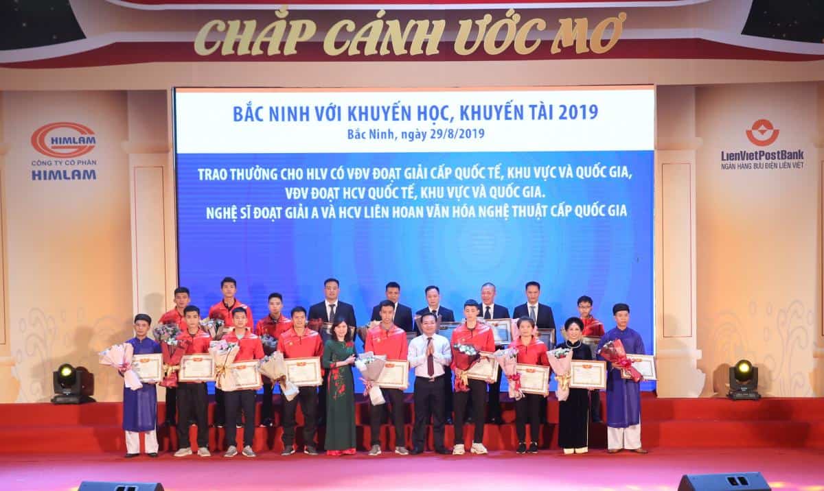 “Chắp cánh ước mơ - Bắc Ninh với Khuyến học, Khuyến tài” năm 2019