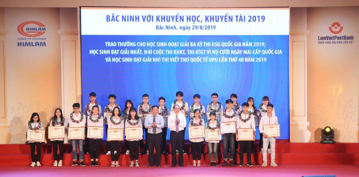 “Chắp cánh ước mơ - Bắc Ninh với Khuyến học, Khuyến tài” năm 2019