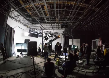 Production House Là Gì? Tìm Hiểu Về Vai Trò Của Production House