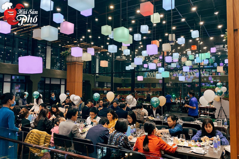 Xu Hướng Đặt Tiệc Liên Hoan Cuối Năm