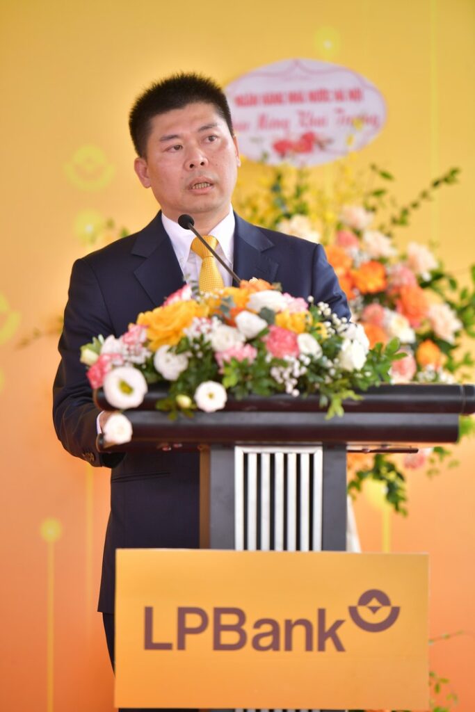 Lễ Khai Trương Trụ Sở Mới LPBank - Chi Nhánh Thường Tín Lễ Khai Trương Trụ Sở Mới Lpbank - Chi Nhánh Thường Tín
