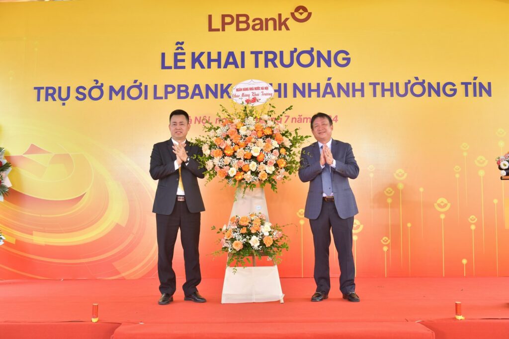 Lễ Khai Trương Trụ Sở Mới LPBank - Chi Nhánh Thường Tín Lễ Khai Trương Trụ Sở Mới Lpbank - Chi Nhánh Thường Tín