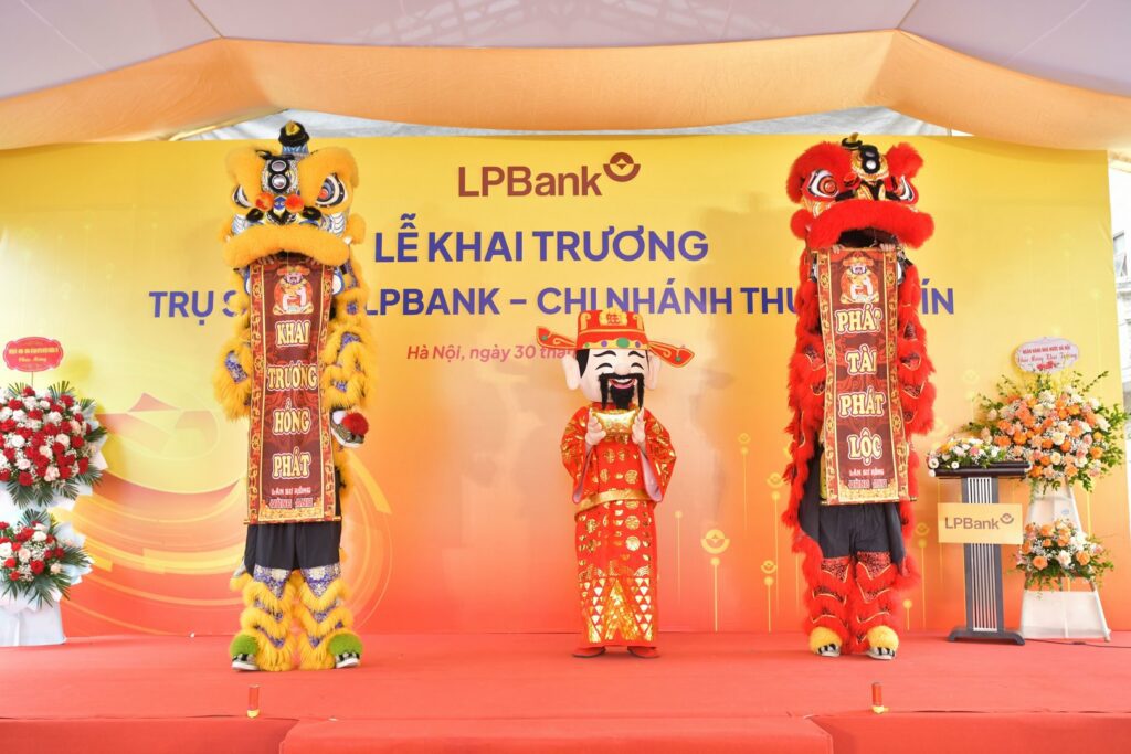 Lễ Khai Trương Trụ Sở Mới LPBank - Chi Nhánh Thường Tín Lễ Khai Trương Trụ Sở Mới Lpbank - Chi Nhánh Thường Tín