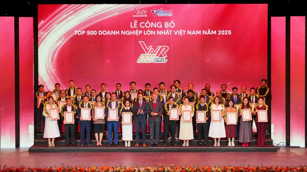 Lễ Công Bố Bảng Xếp Hạng VNR500 Và VNR FUTURE 100 Năm 2025 Lễ Công Bố Bảng Xếp Hạng Vnr500 Và Vnr Future 100 Năm 2025