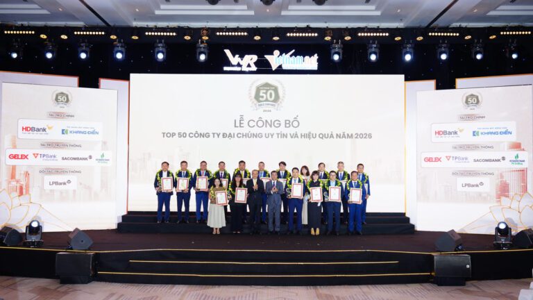 Toàn Cảnh Khán Phòng Sự Kiện Lễ Công Bố Top 50 Công Ty Đại Chúng Uy Tín Và Hiệu Quả Vix50 Tại Sheraton Hà Nội